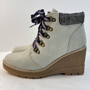 Maurices Cream and Gray Ankle Booties with Chunky Sole